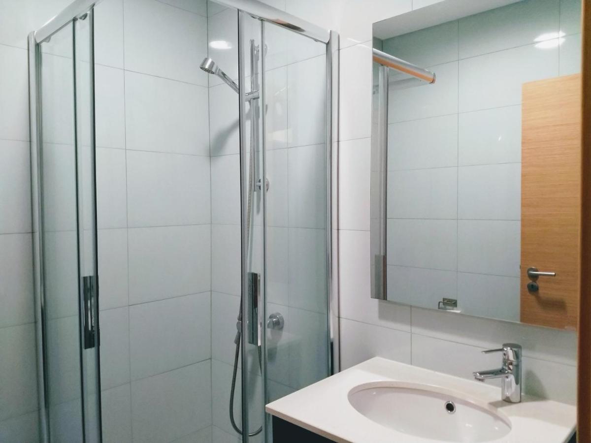 Apartamento T2 Eucalipto 2A Ольюш-ди-Агуа  Экстерьер фото