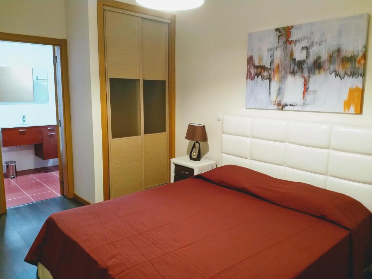 Apartamento T2 Eucalipto 2A Ольюш-ди-Агуа  Экстерьер фото