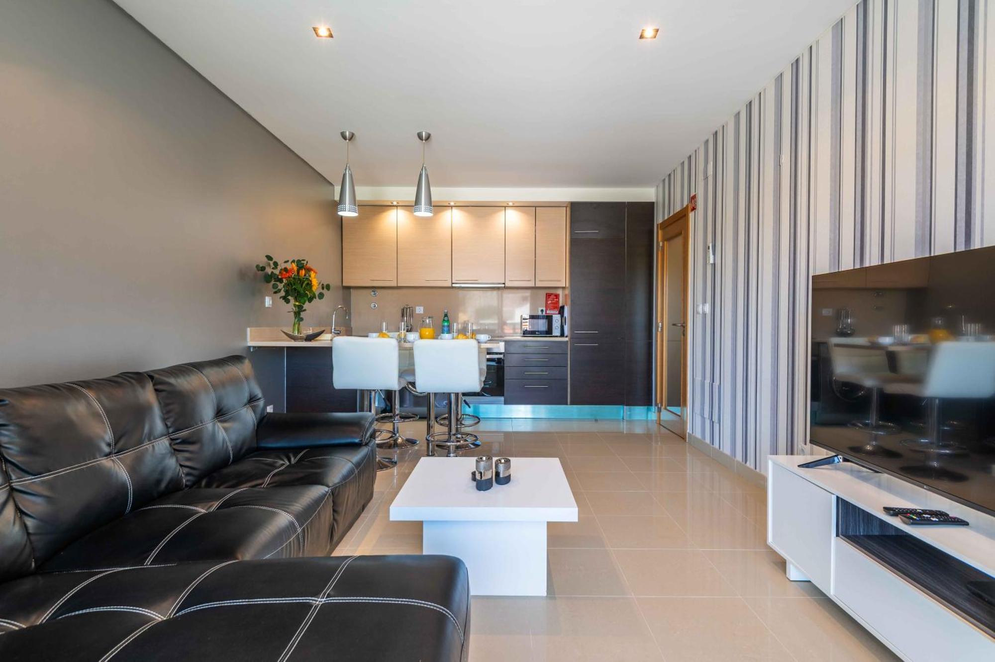 Apartamento T2 Eucalipto 2A Ольюш-ди-Агуа  Экстерьер фото