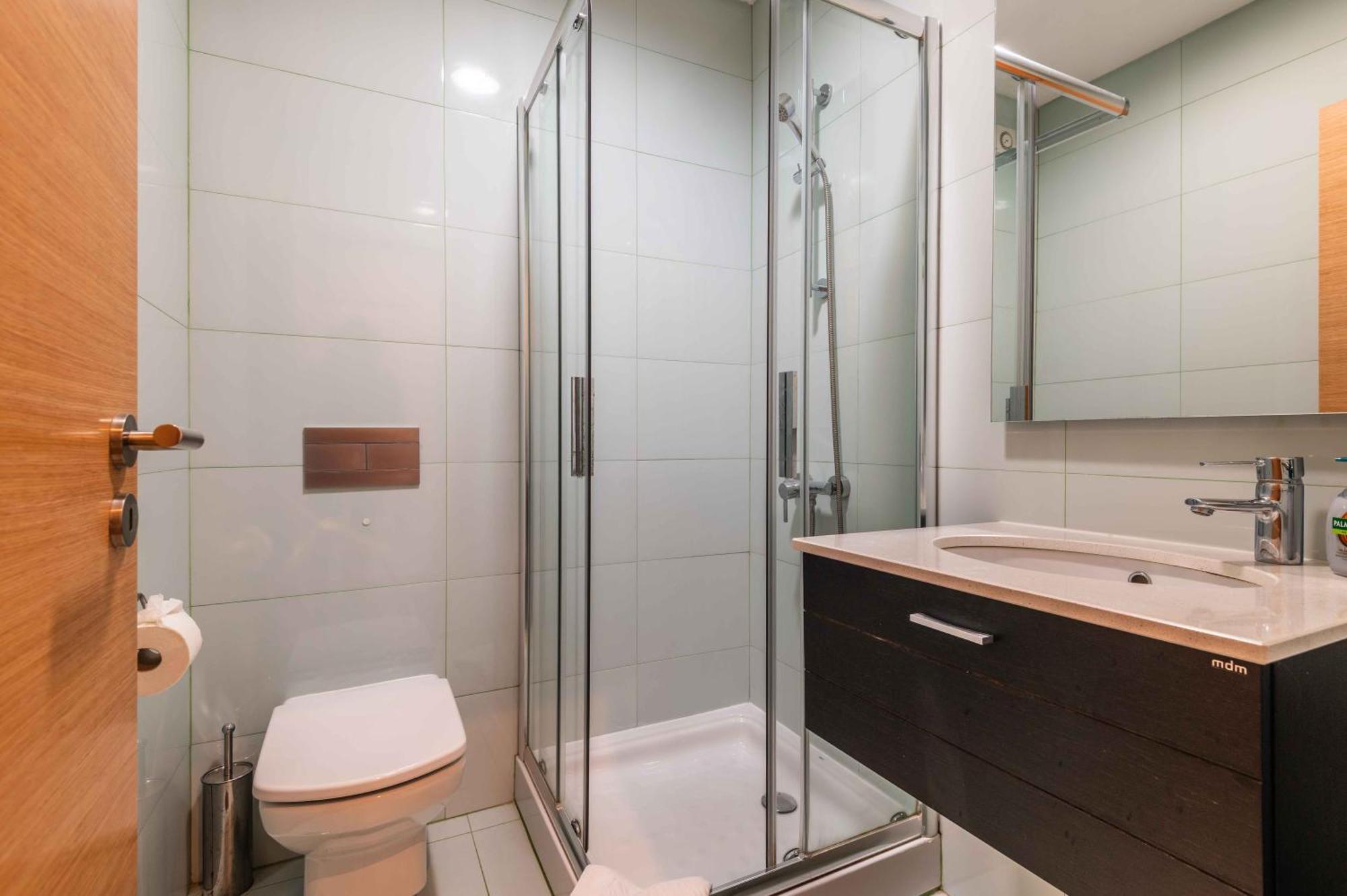 Apartamento T2 Eucalipto 2A Ольюш-ди-Агуа  Экстерьер фото