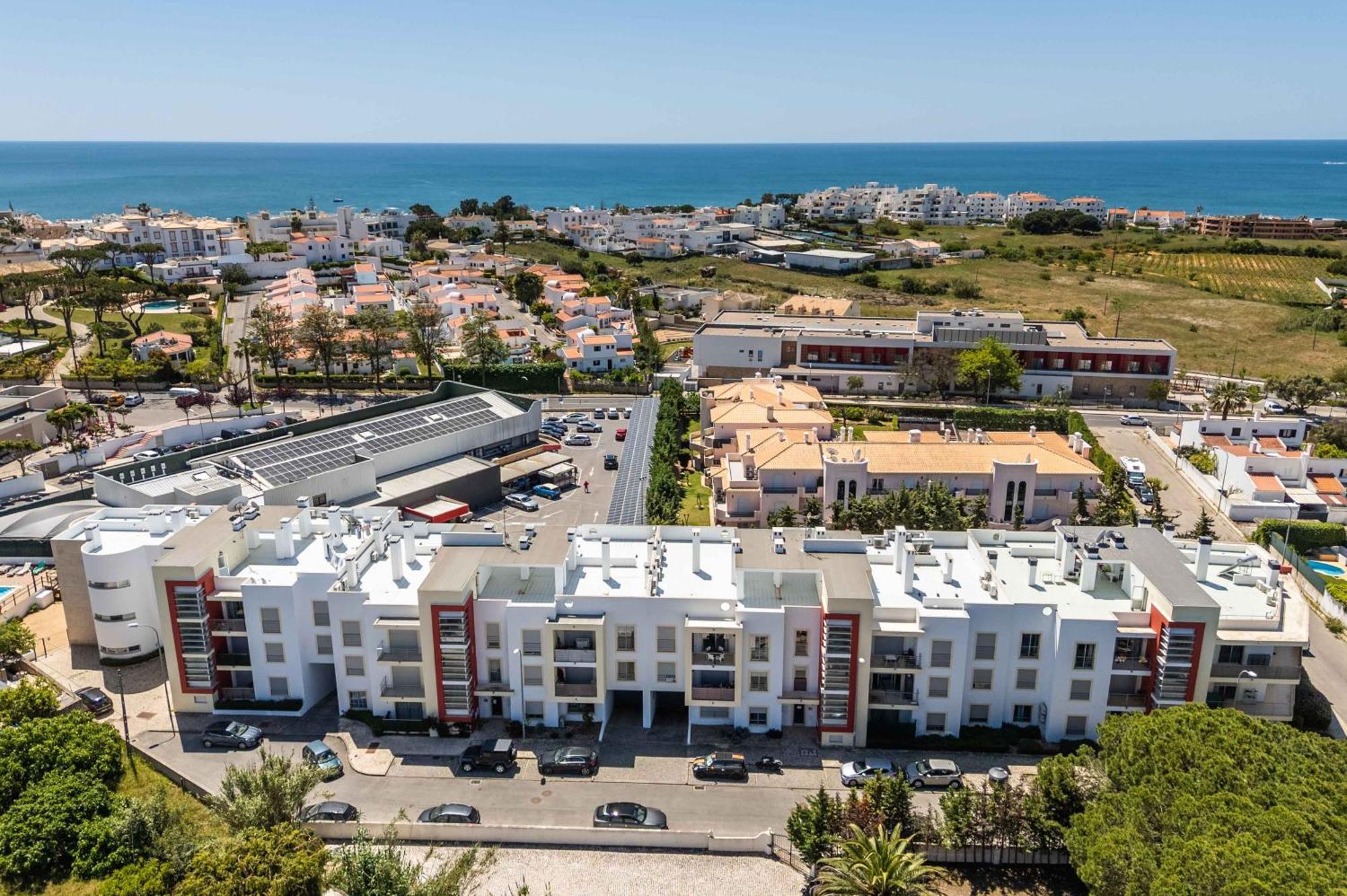 Apartamento T2 Eucalipto 2A Ольюш-ди-Агуа  Экстерьер фото